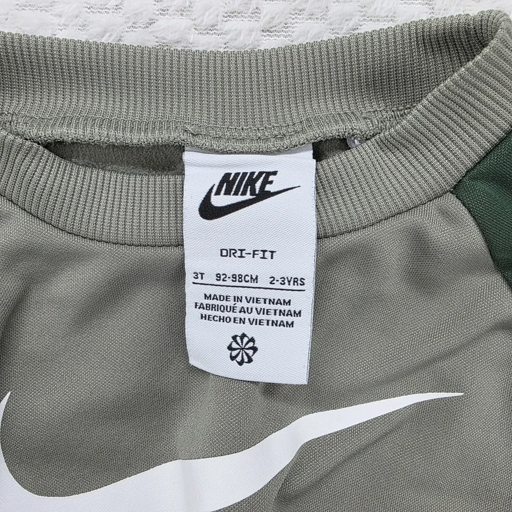 Nike boys toddler